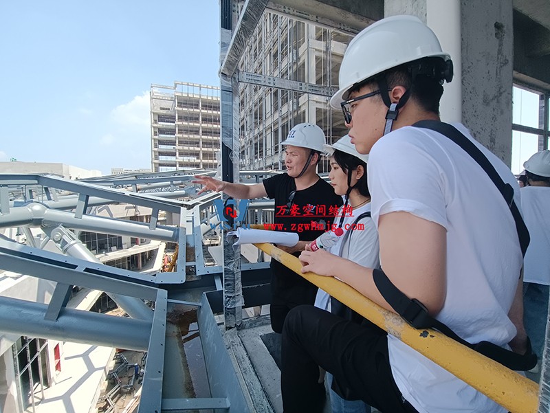 嘉兴长安里ETFE气枕钢膜结构顶棚工程现场学习观摩会 嘉兴长安里ETFE气枕钢膜结构顶棚工程现场学习观摩会