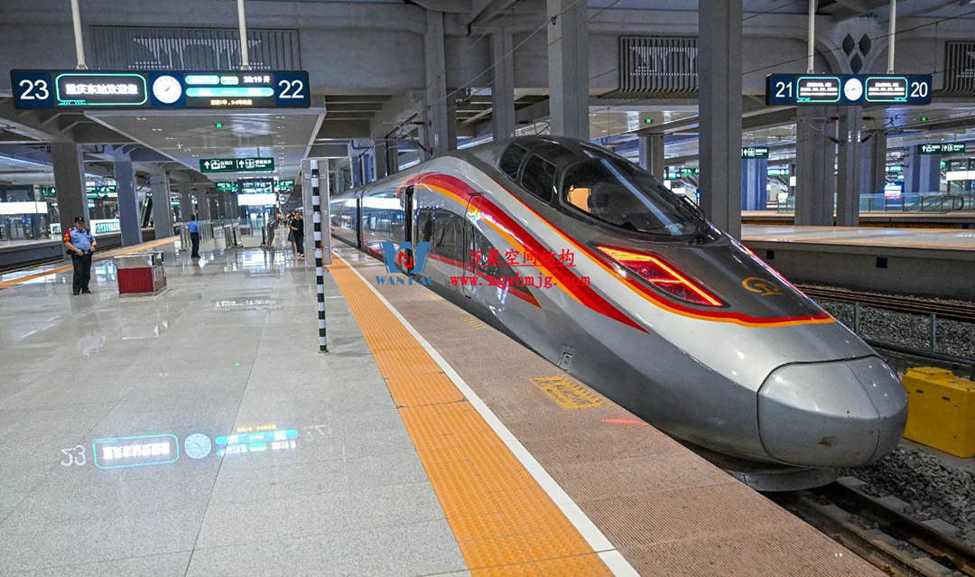 重庆东站:揭开“西部高铁新地标”神秘面纱 重庆东站:揭开“西部高铁新地标”神秘面纱