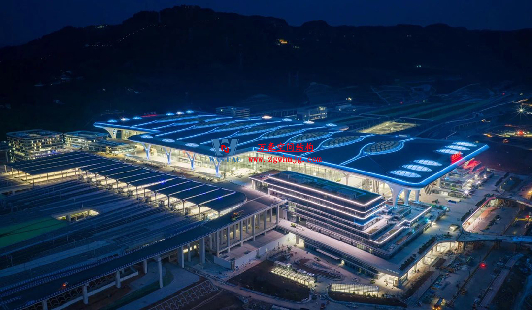 重庆东站:揭开“西部高铁新地标”神秘面纱 重庆东站:揭开“西部高铁新地标”神秘面纱