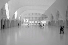 张拉膜与绘画营造出的艺术天地